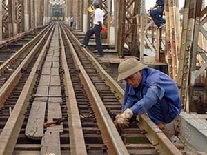 Đẩy nhanh tiến độ dự án giao thông Việt-Pháp